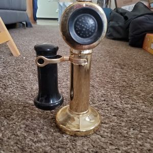 4/$15 Vintage Avon Cologne Phone w/cologne